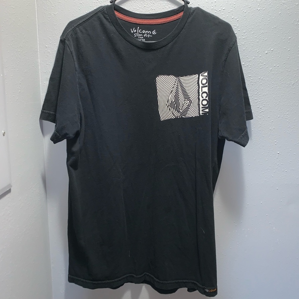 Men’s large tee
